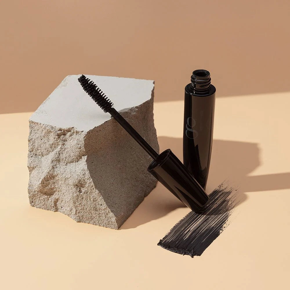 Volumizing Mascara (Black)